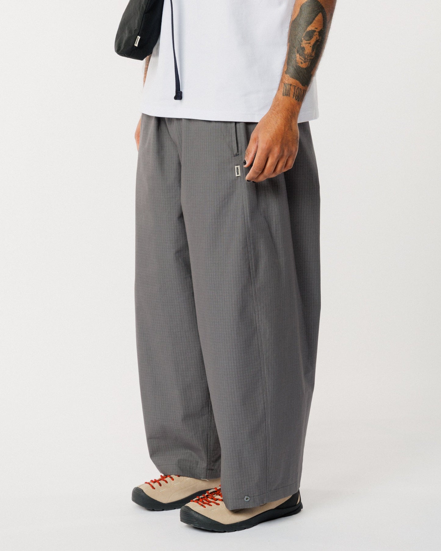 Atlas Pant - Charcoal