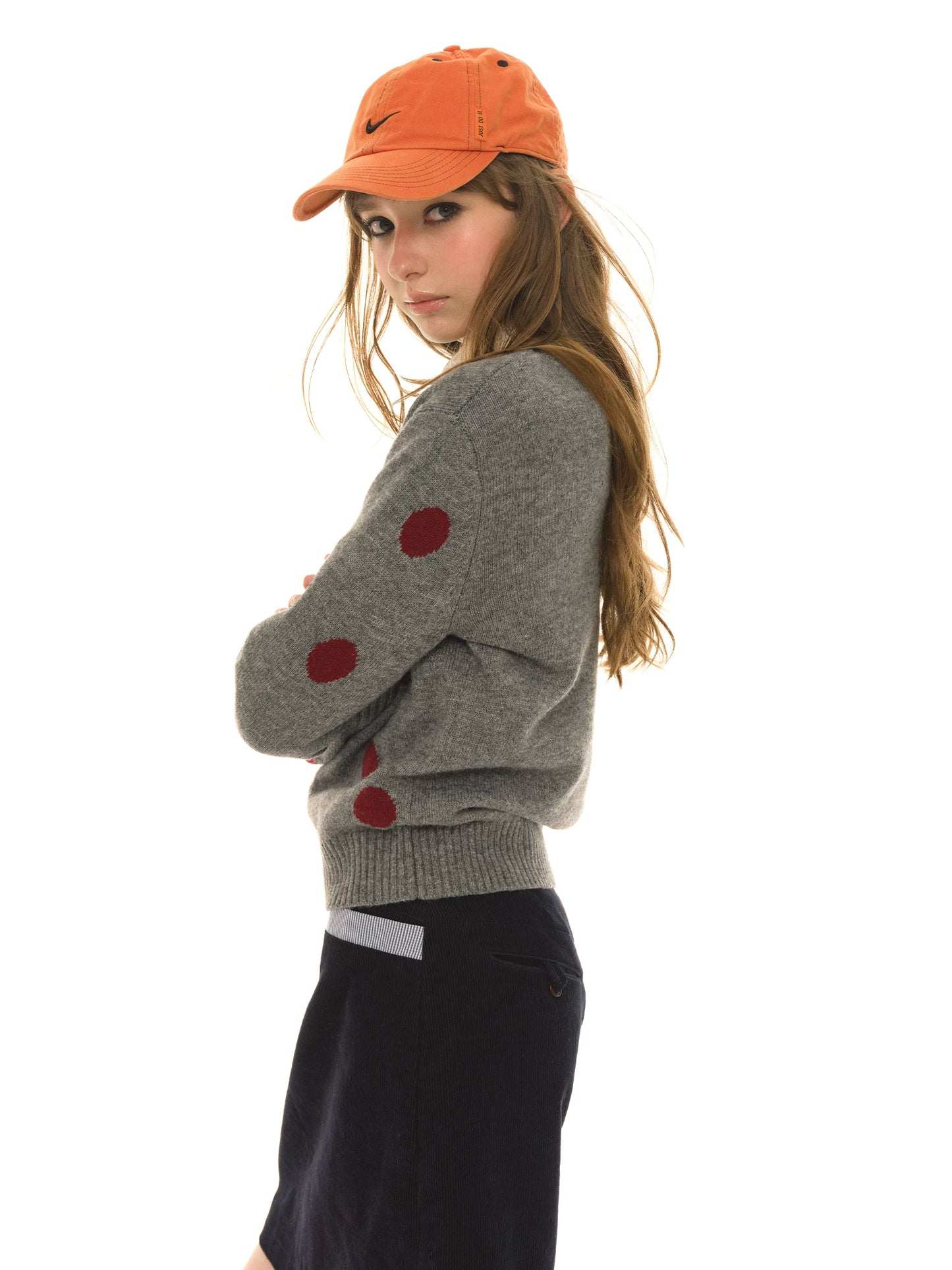 Retro contrasting color polka dot wool sweater women's spring and autumn new round neck loose sweet cool knitted sweater