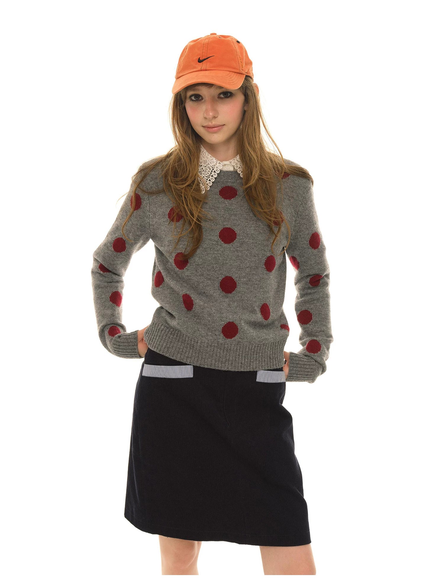 Retro contrasting color polka dot wool sweater women's spring and autumn new round neck loose sweet cool knitted sweater