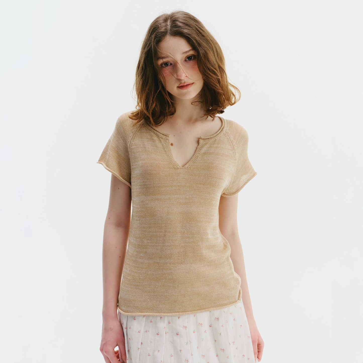 Linen V-Neck Knit Top